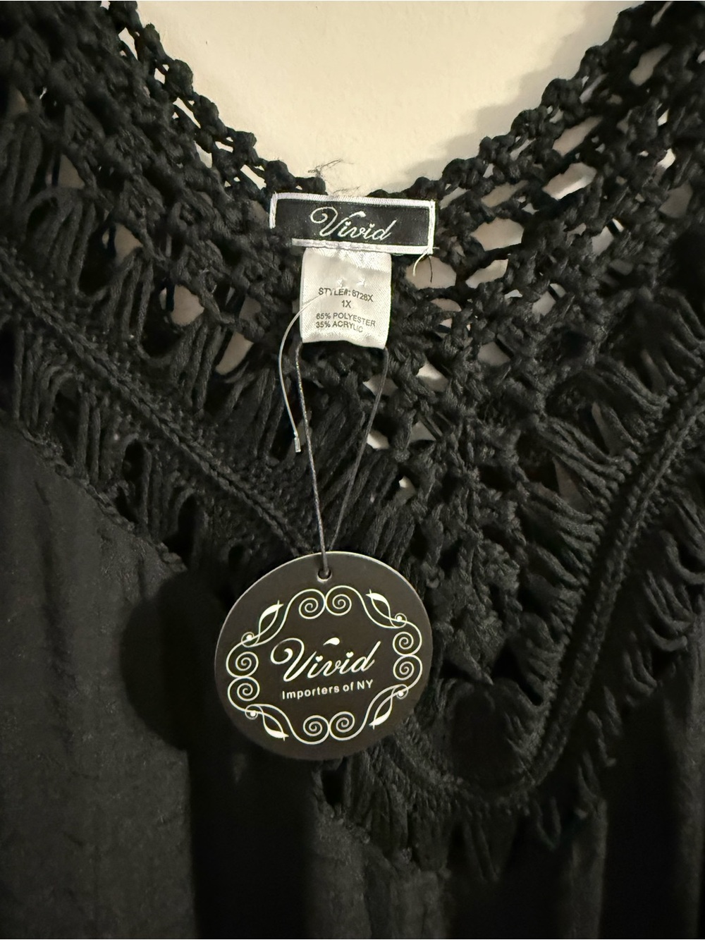 Vivid NWT Size 1X Black Crochet-Trim Women's Top - Picture 2 of 4